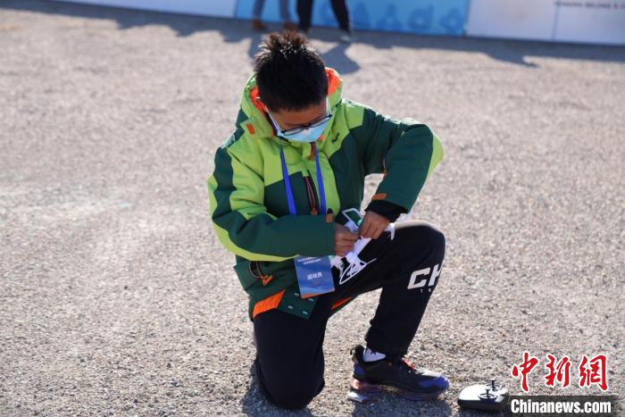 在一个晴朗的日子里，北京园区的航空飞行营地