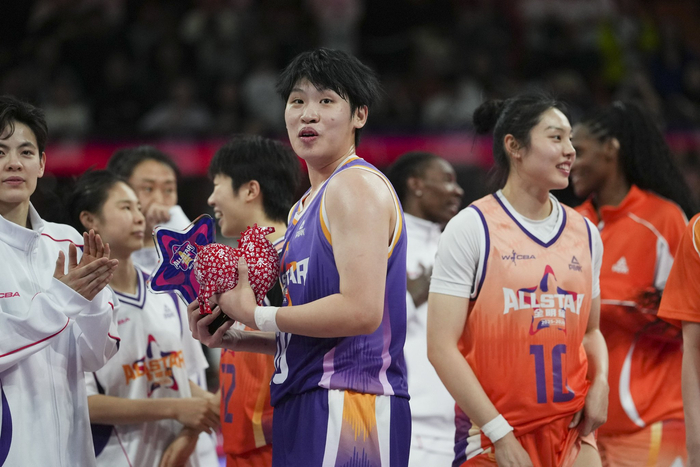 WCBA全明星赛南区险胜北区 陈明伶荣膺MVP