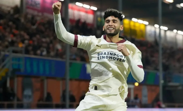 曼城加冕卡拉宝杯瓜帅创纪录 国米桑托斯引援遇