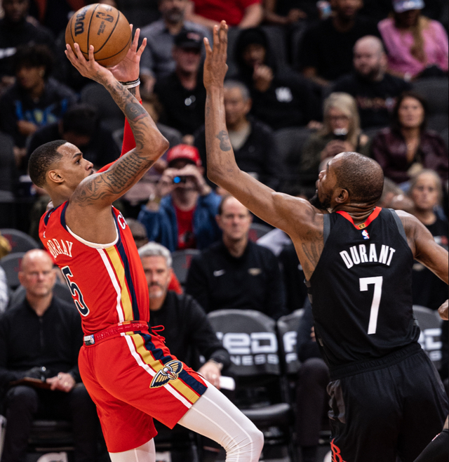 杜兰特准绝杀助火箭逆转鹈鹕 末节崩盘险遭翻盘