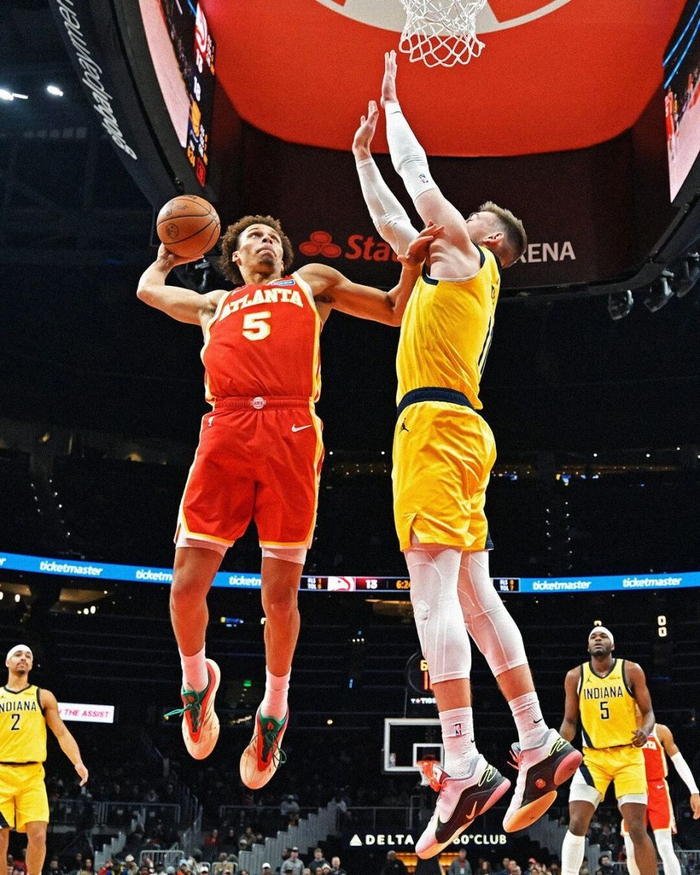 斯玛特低价合同成湖人防守核心 三月数据领跑联