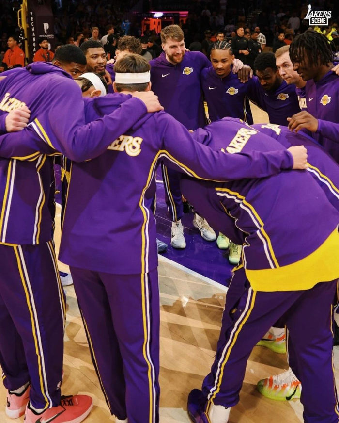 斯玛特低价合同成湖人防守核心 三月数据领跑联